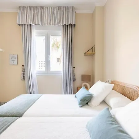Apartamento Playa De Alamos-playamar Malaga. *