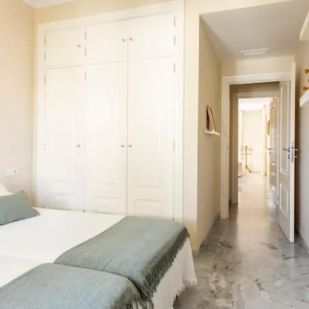 Playa De Alamos-playamar Malaga.